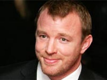 Ritchie lavishes on Mercedes 