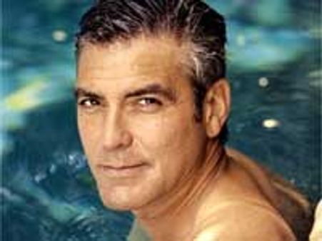 Clooney hires psychic to speak to his dead pig