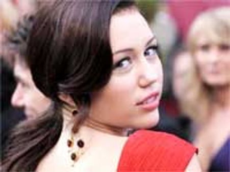 Miley Cyrus' sister Brandi, her new chart rival