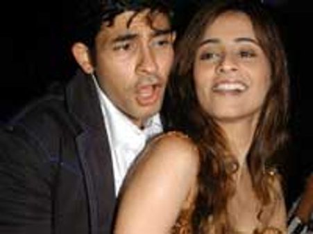 Hussain and Tina are romancing in Rome