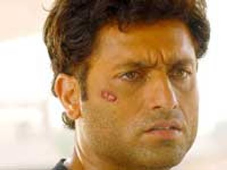 Maharashtra CM believes Shiney is guilty