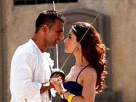 Akshay breaking rule for Kambakkht Ishq