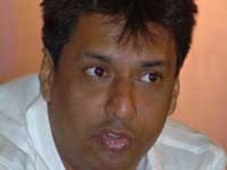 Madhur Bhandarkar backs Priyanka