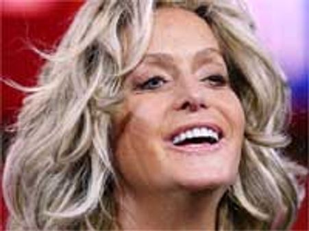 Fawcett, O'Neal planned special costumes for their wedding