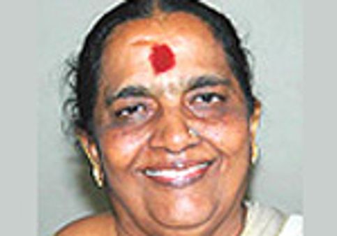 Will Parvathamma attend Chennamma award ceremony?