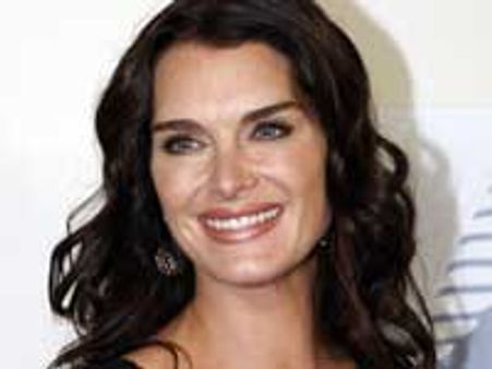 Brooke Shields shared an asexual relationship with MJ