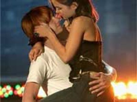 Watson, Grint face hard time shooting on-screen kiss