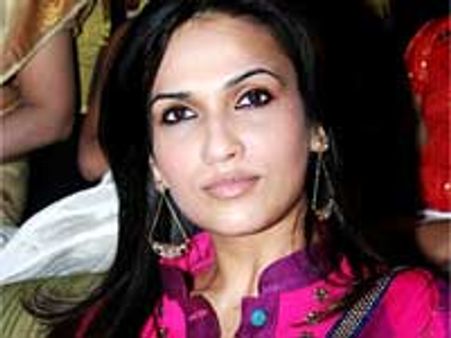 Soundarya's Ocher Studios ropes in Raj TV