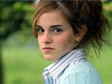 Emma Watson laughs off wardrobe malfunction