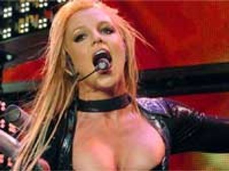 Britney ropes in Aussie songwriters to pen her songs