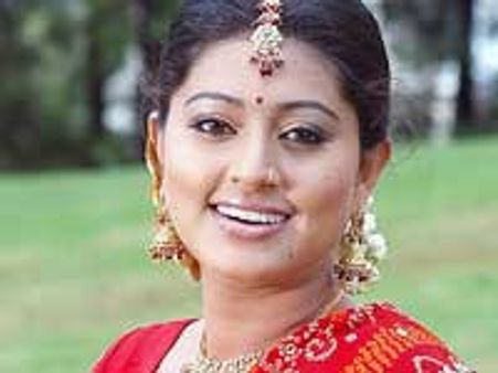 Sneha in the thriller Amaravati