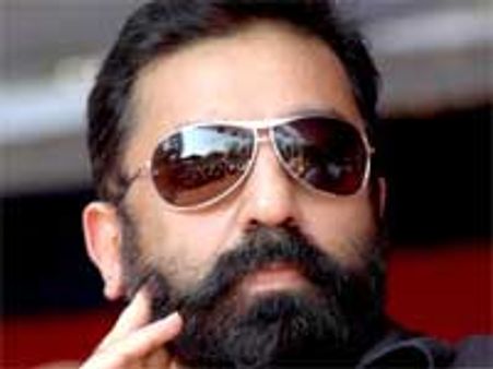 Kamal watches daughter Shruti's Luck