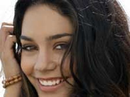 Vanessa files lawsuit against ex manager