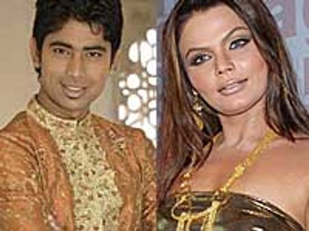 Rakhi upset with Manmohan's family