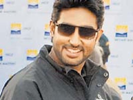 Abhishek Bachchan delaying Raavan