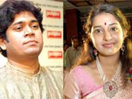 Meera Jasmine and Mandolin Rajesh part ways