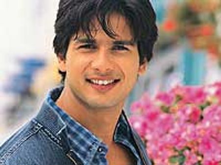Shahid hides his new look
