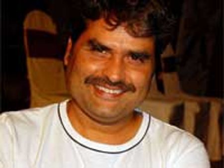 Kaminey director Vishal Bhardwaj goes hiding?
