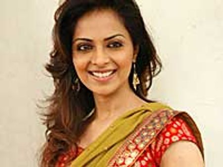 Richa Pallod makes a comeback with Inkosari