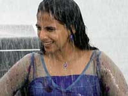 Vidya Balan loses out to Bipasha