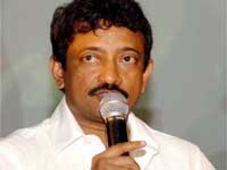RGV thought Dhoni to be a wannabe actor