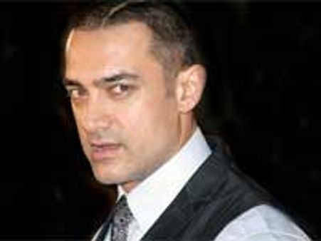 Aamir to become India's Prime Minister