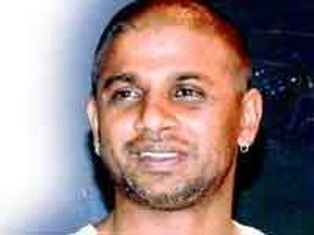 Vijay tonsures his head for Devru