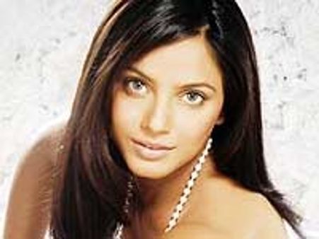 Neetu Chandra's encounter with a drunk man