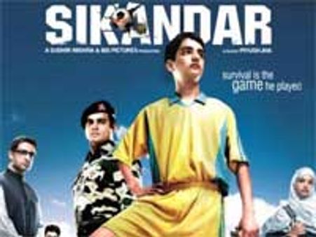 Sikandar, Shadow have a lukewarm start