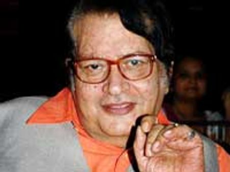 Manoj hits back at Farah, saying he is not pig