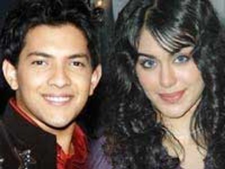 Aditya Narayan in love with Adah Sharma?