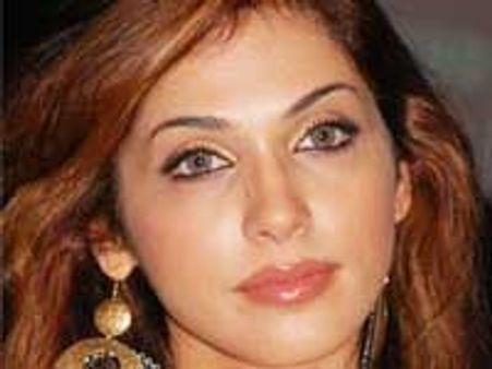 Eesha Koppikhar hits the wrestling ring