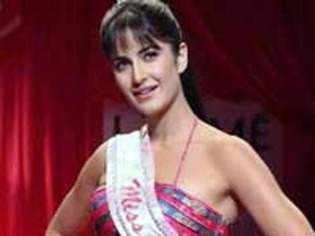 Katrina Kaif told to avoid that Idiot Vivek