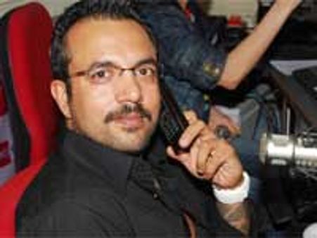 Apoorva Lakhia in social networking scandal