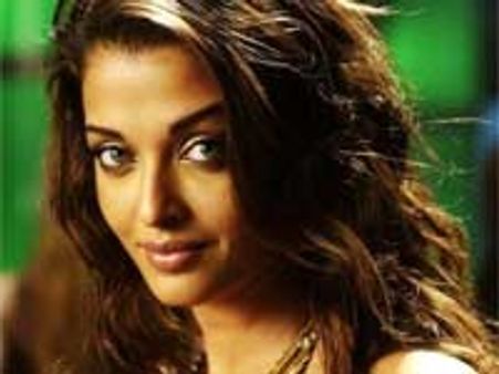 Salman and Vivek make Aishwarya cry