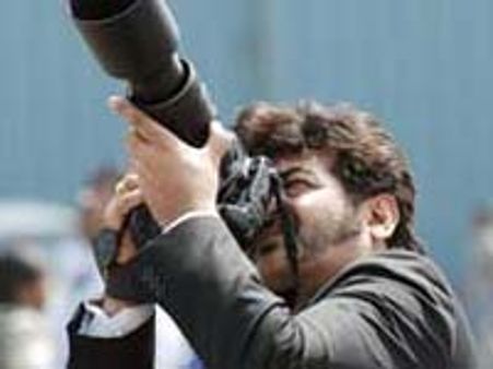 Ajith Asal shoots in France