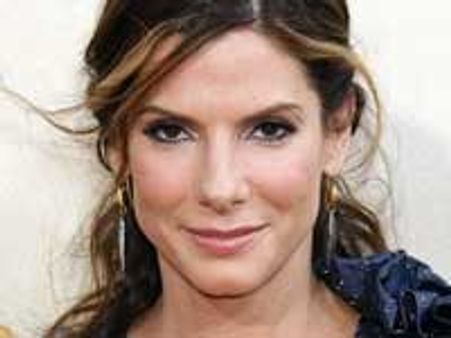 Sandra Bullock to go naked in every film