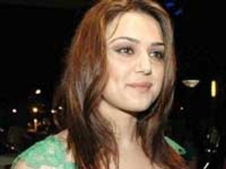 Preity Zinta to host TV chat show