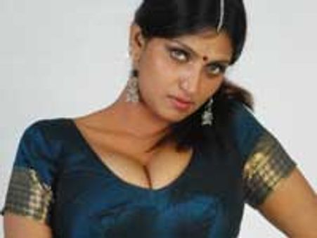 Bhuvaneswari to write tell-all-book