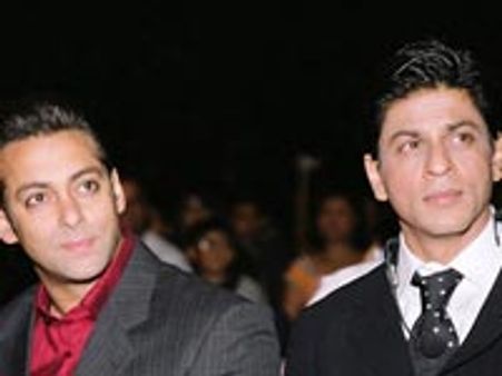 Shahrukh in grand finale; not Salman