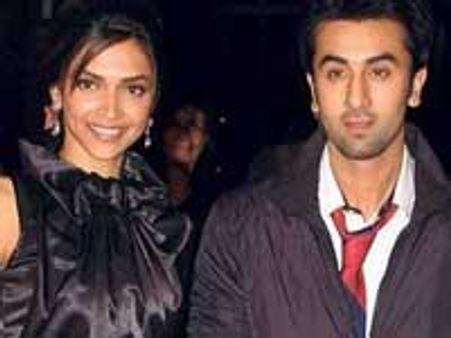 Deepika not celebrating Diwali with Ranbir