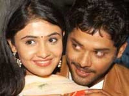 Vidheyudu unveils a different love angle