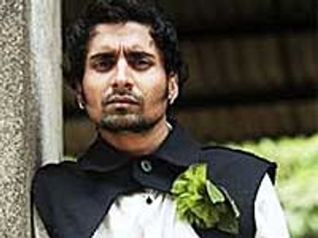 Kaminey star goes nude