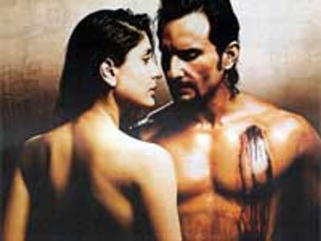 Saif-Kareena in the shoes of Shahrukh-Tabu