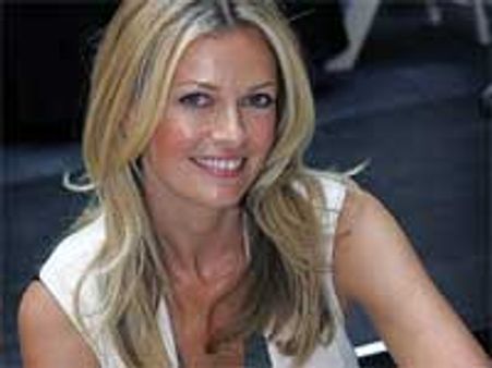 Sarah Murdoch features in non-airbrushed picture