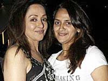 Hema Malini wants a perfect relaunch for Esha