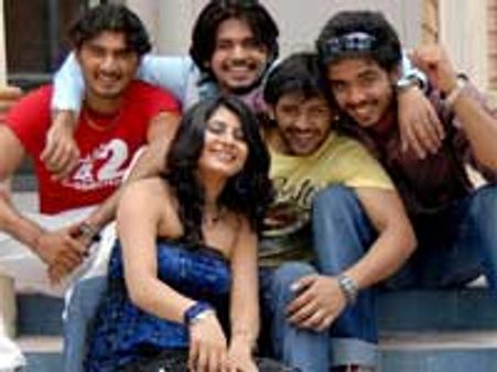 Rajshekhar’s movie Parole at dubbing stage