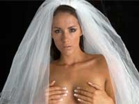 Katie Green strips off for her 2010 calendar