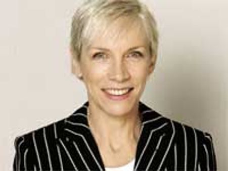 Annie Lennox receives woman of peace honour