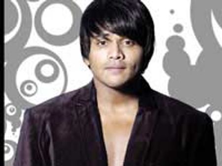 Manchu and Thapsi to share the screen soon